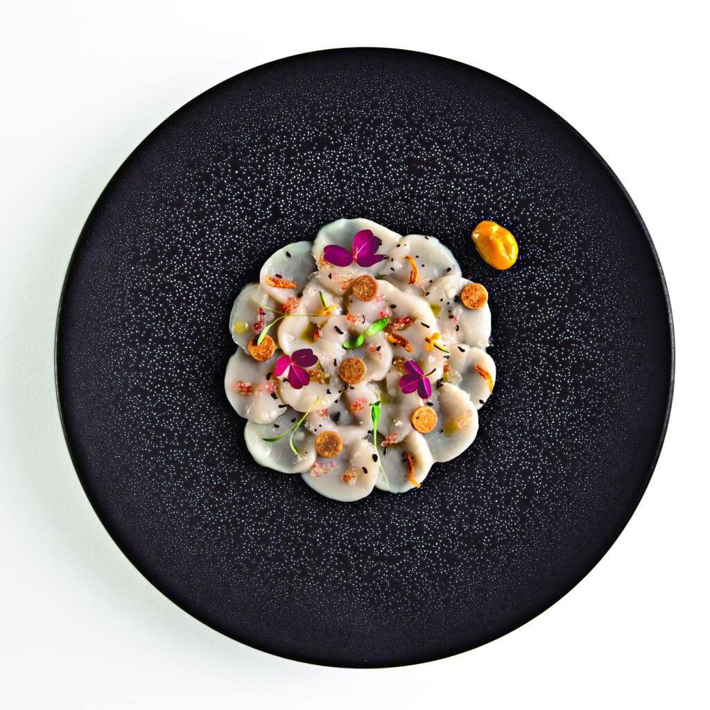 Carpaccio de saint-jacques : Citron caviar